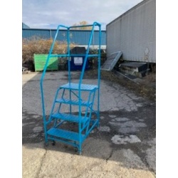 ROLLING LADDER 4 STEP