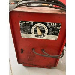 WELDER LINCOLN AC 225